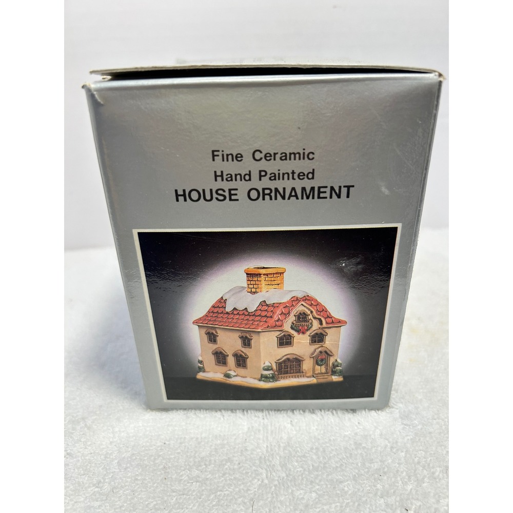 Vintage‎ Kmart Fine Ceramic Hand Painted Christmas House Ornament Snow Cottage - Picture 7 of 9